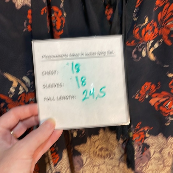 Anthropologie Meadow Rue Blue and Tan Boho Blouse Tie Front 3/4 Sleeve 100% silk - Picture 10 of 10